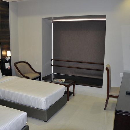 Hotel Dolphin Sambalpur Luaran gambar