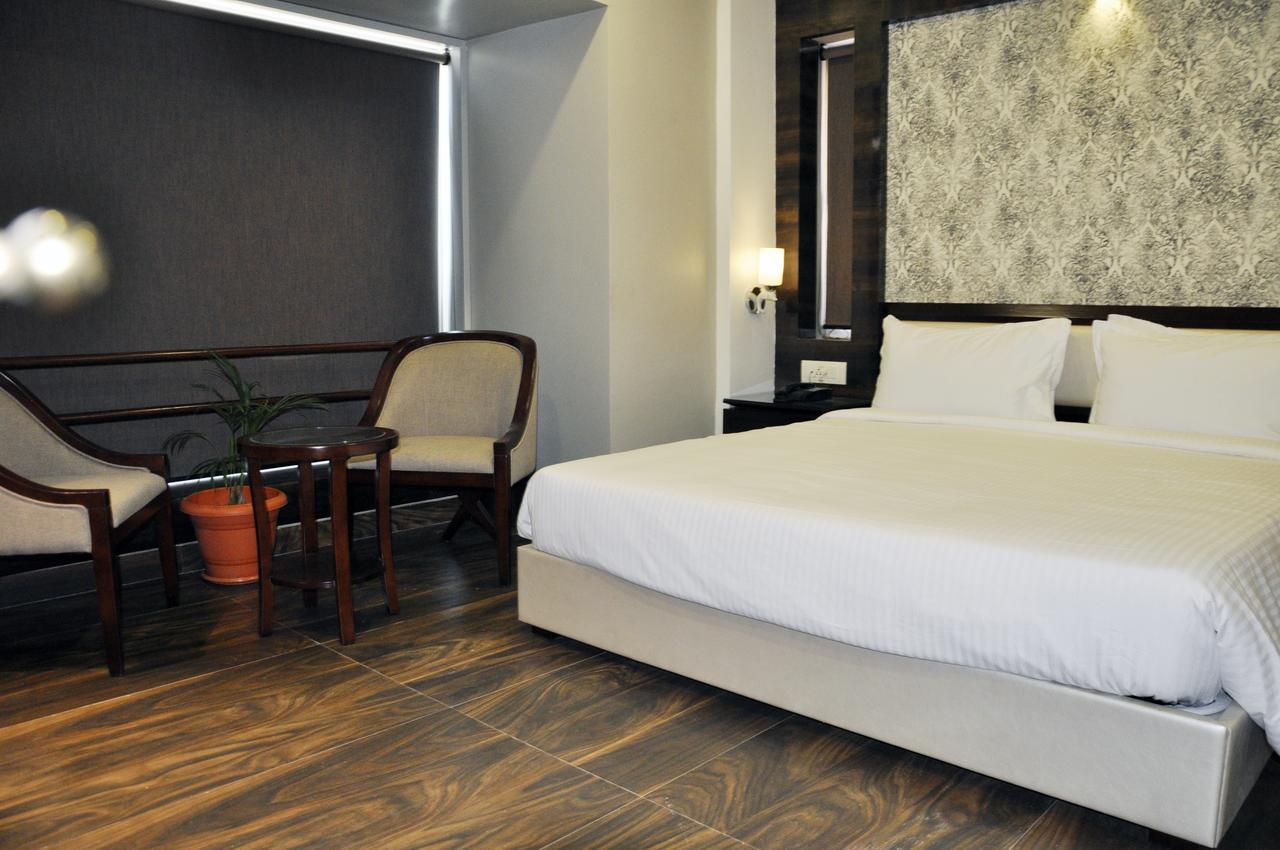 Hotel Dolphin Sambalpur Luaran gambar