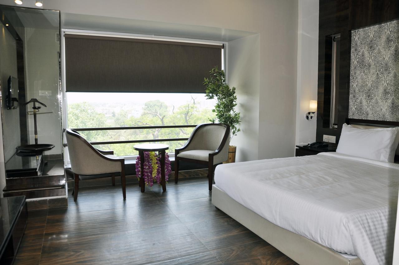 Hotel Dolphin Sambalpur Luaran gambar