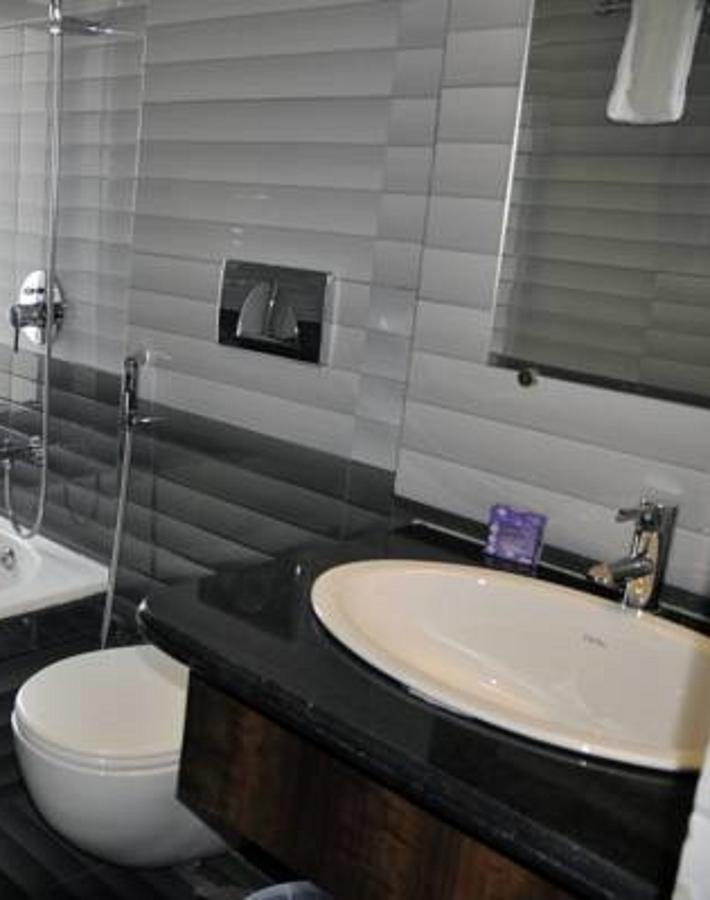 Hotel Dolphin Sambalpur Luaran gambar