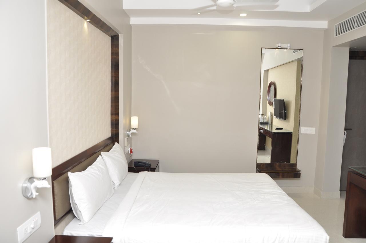 Hotel Dolphin Sambalpur Luaran gambar