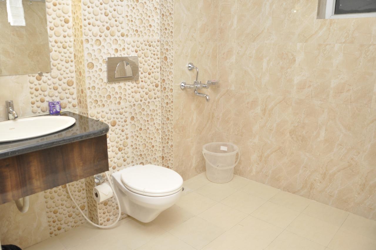 Hotel Dolphin Sambalpur Luaran gambar