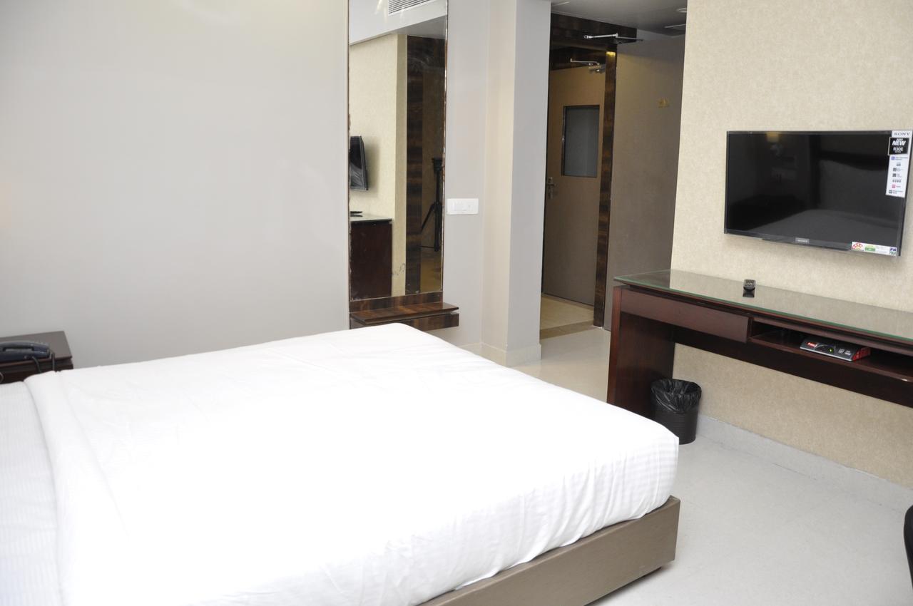 Hotel Dolphin Sambalpur Luaran gambar